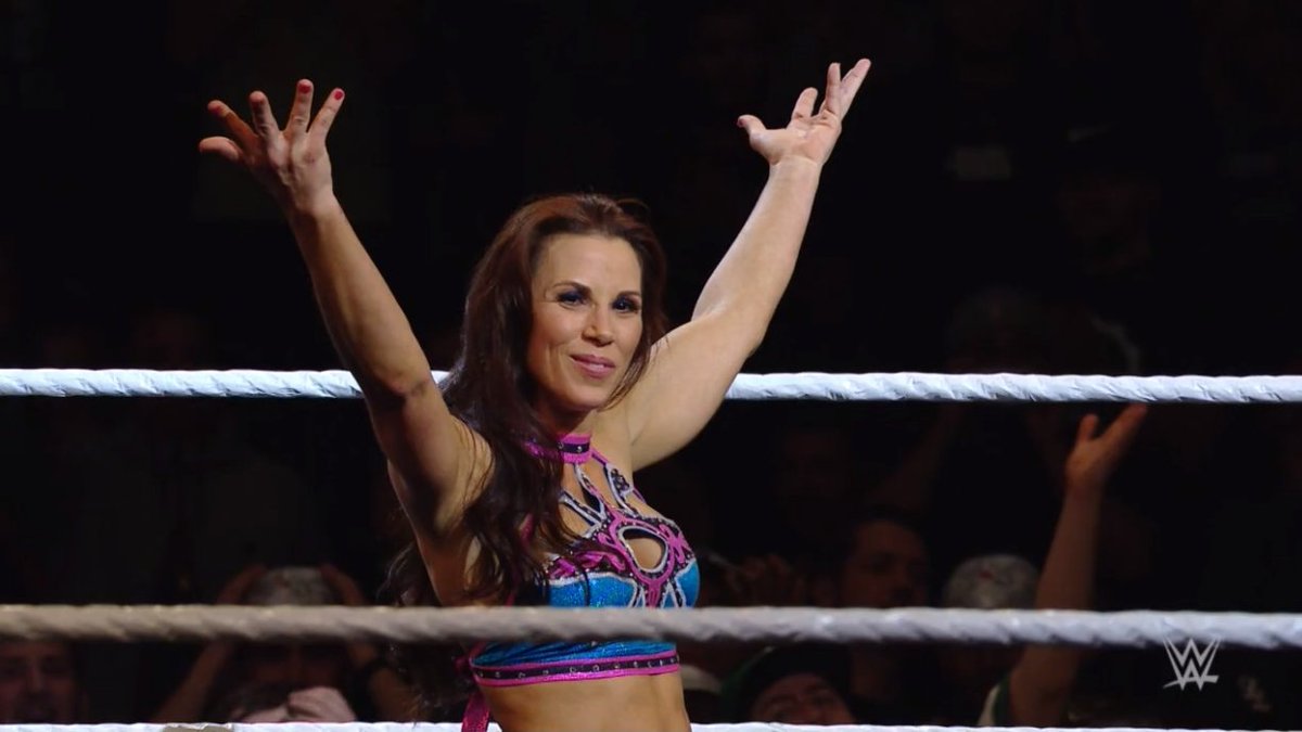 Mickie James pictured backstage at NWA - Diva Dirt