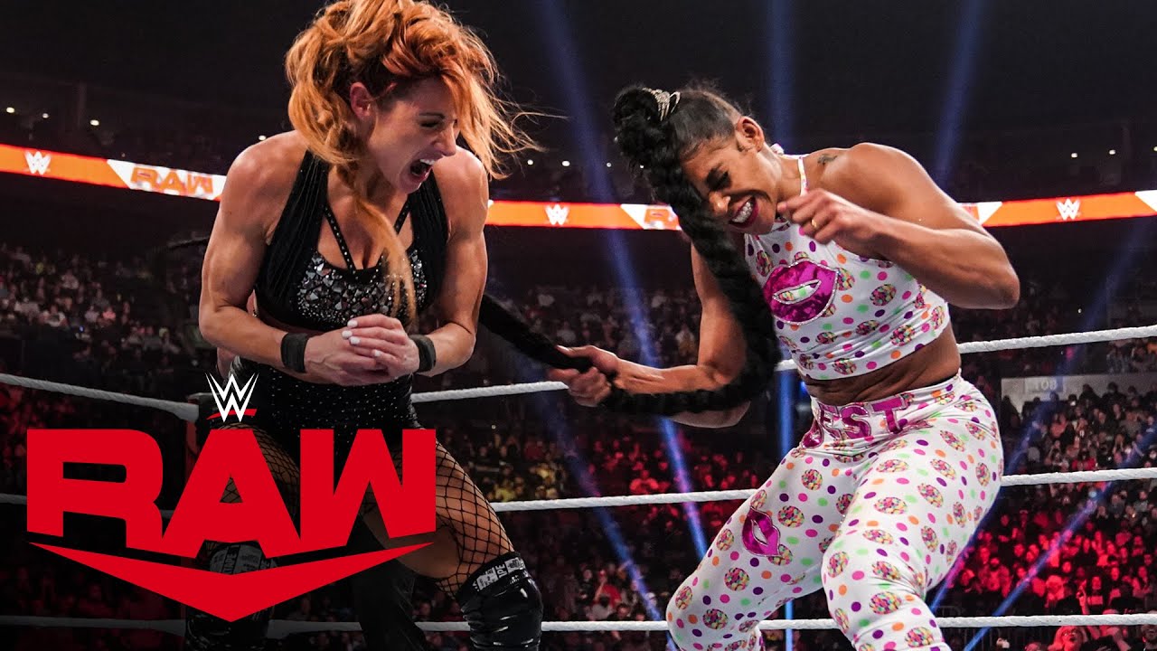 Becky Lynch Shows Off Welts from Bianca Belair's Hair, Has Harsh