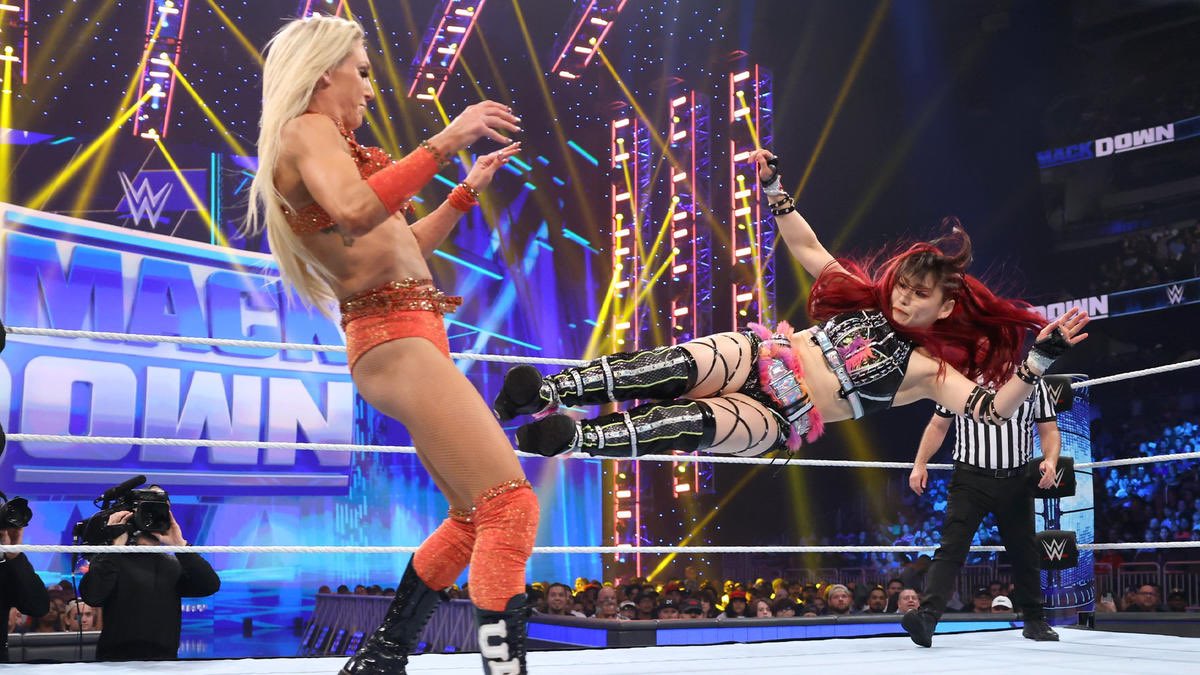 SmackDown Preview, Oct. 20: WWE Women’s Title Match