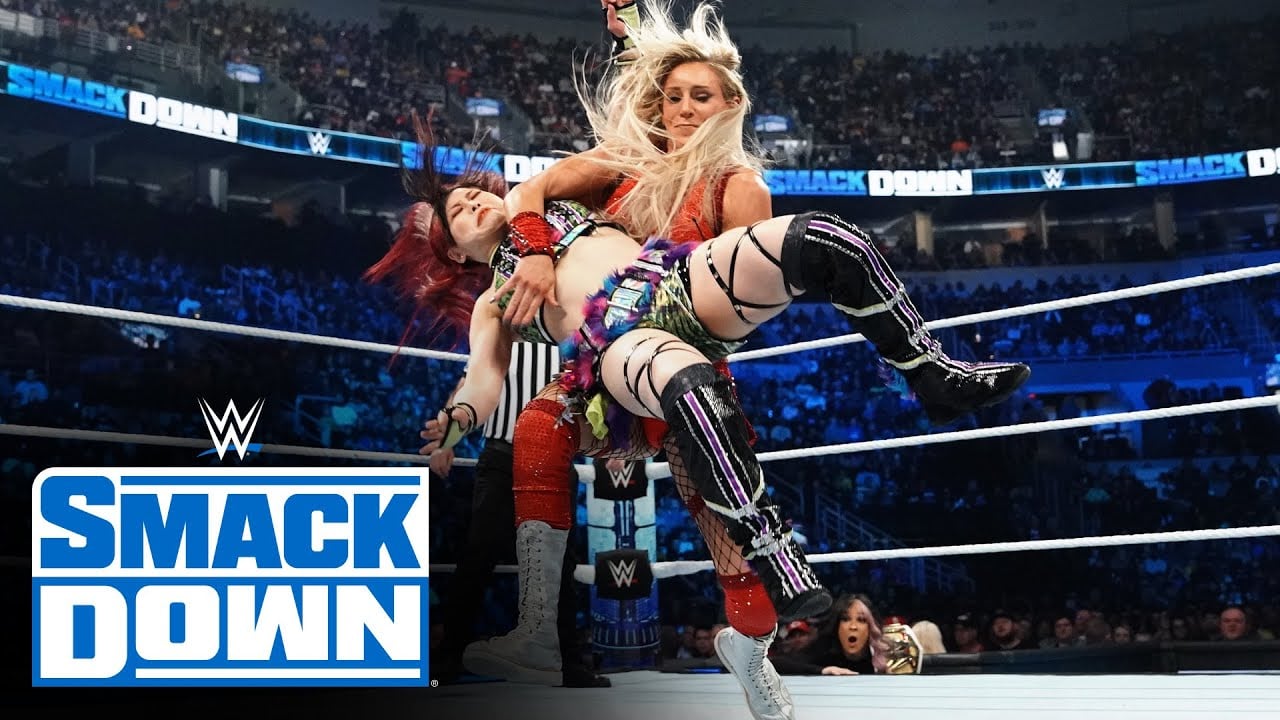 Charlotte Flair Pins Bayley Heading Into Fastlane