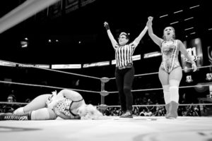 La Catalina Defeats Toni Storm In CMLL Main Event